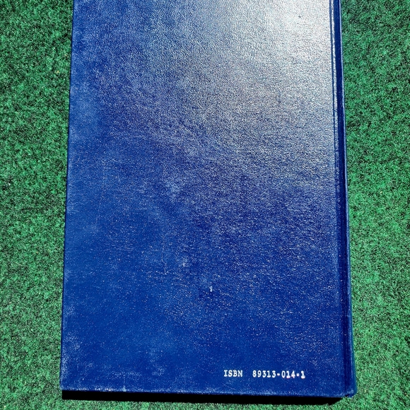 Health Care Delivery In Anesthesia Robert A Hirsh, MD George F Stickley Co 1980 - Picture 5 of 10